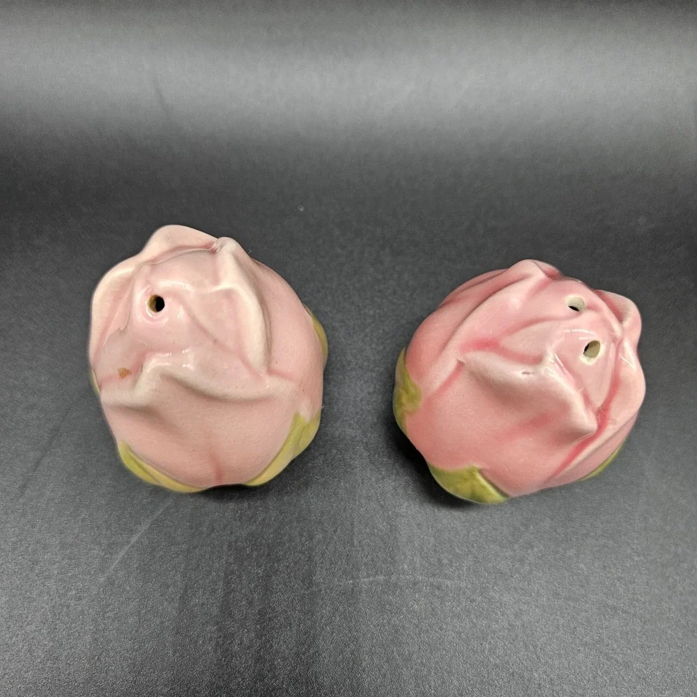 Vintage Franciscan Desert Rose Salt & Pepper Shakers (small pink rose bud) READ